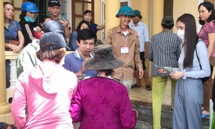 Thôn thu lại tiền cứu trợ, nếu dân không tự nguyện nộp là vi phạm pháp luật