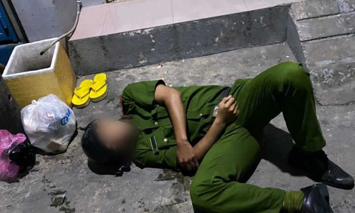 Bắt thanh niên ngáo đá tấn công trung úy cảnh sát ở TP.HCM