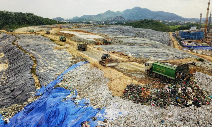 Phê duyệt phương án cưỡng chế giải phóng mặt bằng bãi rác Nam Sơn 