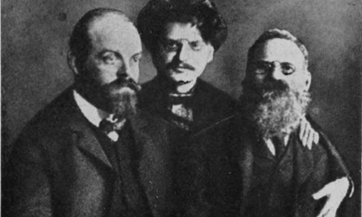 Giải mã ngân sách của cuộc Cách mạng Tháng Mười Nga