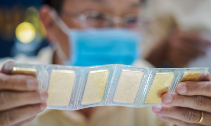 Giá vàng tuần tới có thể lên đến 2.000 USD/ounce?