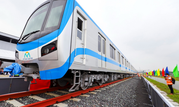 Đệm đường ray metro số 1 nứt vỡ sau sự cố lệch đầu dầm