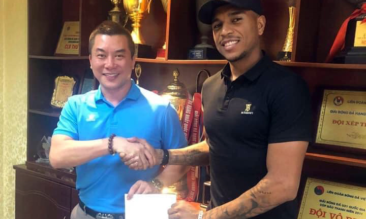 Nam Định chiêu mộ ngoại binh ‘chân gỗ’ thay thế cầu thủ hay nhất