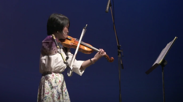 Video: Khâm phục nghị lực người phụ nữ Nhật chơi violin cầm bằng tay giả 