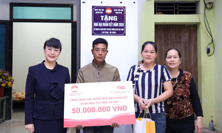 Mái ấm cho cặp vợ chồng nghèo