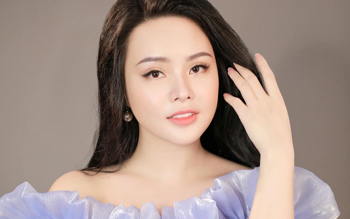 Sao Mai Thụy Miên nghẹn ngào hát ca khúc 'Miền Trung ơi