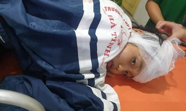 Bố chồng đánh con dâu và 2 cháu dã man: Con dâu đang mang thai, cháu nguy kịch