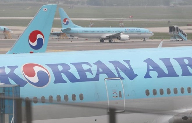 Korean Air mua lại Asiana Airlines 