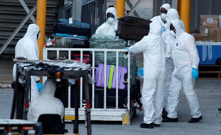 COVID-19 ngày 16/11: Mỹ vượt mốc 11 triệu ca nhiễm 