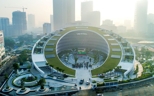 Ông lớn Viettel liên tục rao bán cổ phiếu