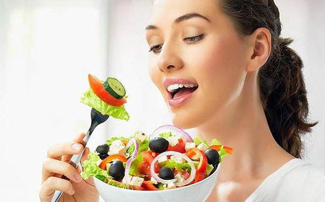 Những thói quen tàn phá sức khoẻ mà nhiều người vẫn thường làm sau khi ăn