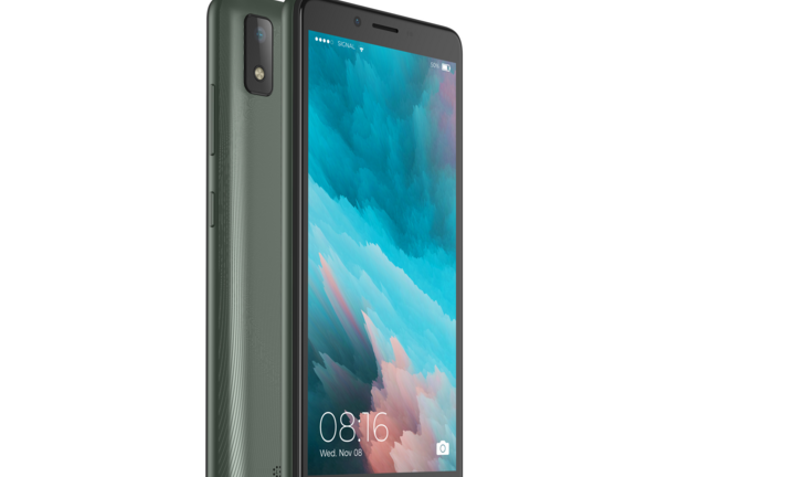 Smartphone giá 600.000 đồng: 'Vũ khí' đặc biệt trong chuyển đổi số quốc gia