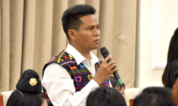 Lương 600.000 đồng/tháng, thầy giáo từng muốn bỏ nghề đi xuất khẩu lao động