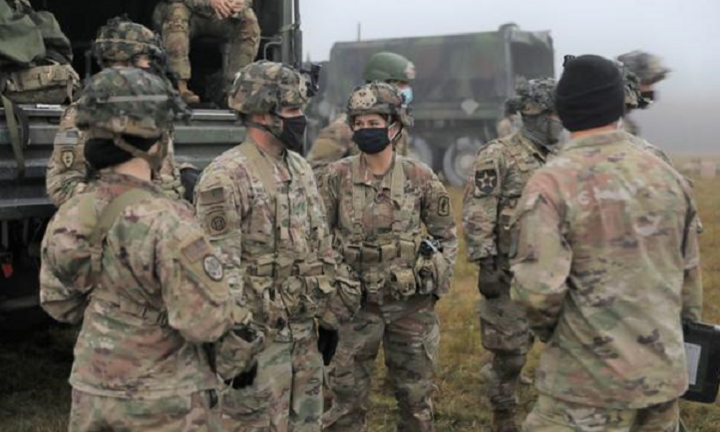 Thiếu binh lính và khí tài, Mỹ hụt hơi nếu phải cùng lúc đối đầu Nga, Trung