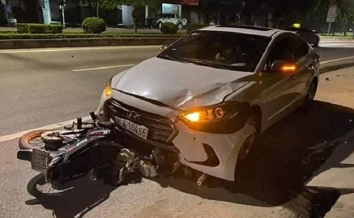 Thanh tra GTVT tỉnh Hưng Yên đi ngược chiều tông chết nữ lao công