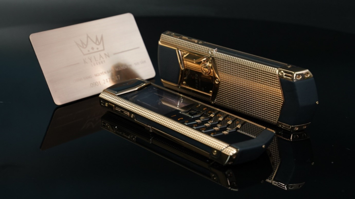 Ngày vàng mua sắm cùng Kỳ Lân Luxury: Tặng quà cao cấp khi mua Vertu