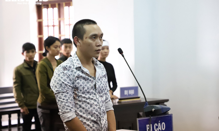 Kẻ chiếm đoạt tiền của gia đình nạn nhân Rào Trăng 3 lĩnh 15 năm tù