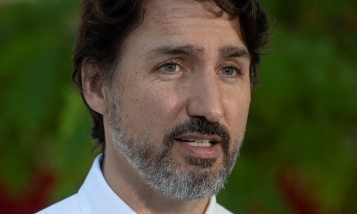 Thủ tướng Canada trở thành nạn nhân trò chơi khăm của cặp đôi Nga