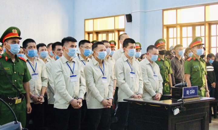 Tổ chức đánh bạc, giang hồ khét tiếng Hùng 'Sida' lãnh thêm 6 năm tù