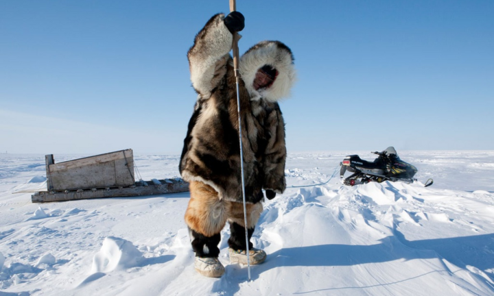 Video: Eskimo - tộc người chịu lạnh giỏi nhất thế giới