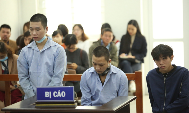 Hai kẻ nghiện game đâm gục tài xế Grab cướp tài sản lĩnh 40 năm tù