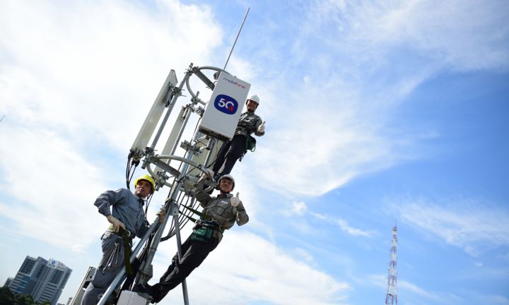 Tốc độ phát sóng 5G thương mại của MobiFone tối đa đạt 1,5Gbps