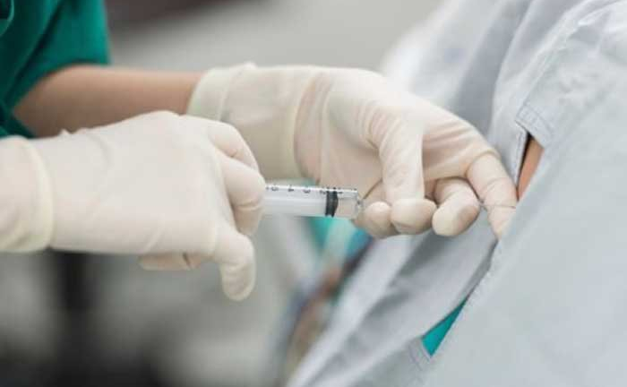 Gây tê ngoài màng cứng khi sinh và các tác dụng phụ ít người biết