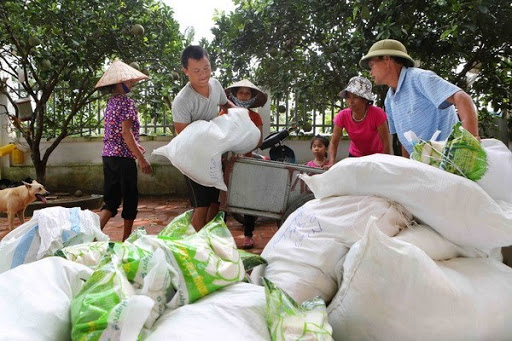 Xuất cấp hơn 3.500 tấn gạo hỗ trợ người dân vùng lũ Quảng Bình, Quảng Ngãi