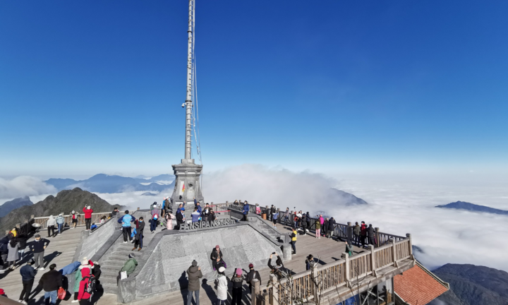 Mẫu Sơn rét 2 độ C, Sapa xuất hiện sương muối