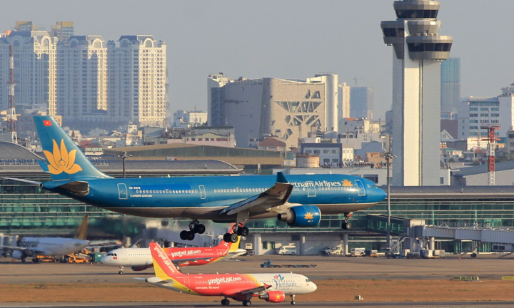 'Siêu' ủy ban báo cáo Thủ tướng kịch bản phát triển Vietnam Airlines, ACV