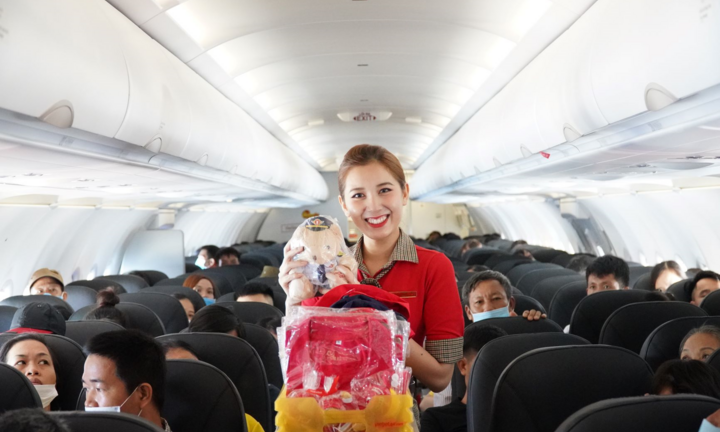 Đón Noel và năm mới với 'Bay chất, trúng xe hơi, vui lễ hội, Vietjet thôi'