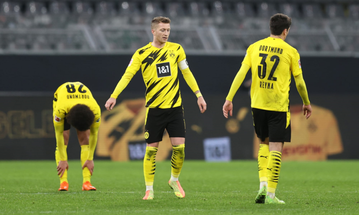 Video: Cầm bóng áp đảo, Dortmund vẫn thua thảm 1-5 trên sân nhà 