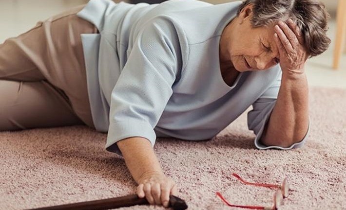 5 điều 'cấm kỵ' khi cứu người đột quỵ