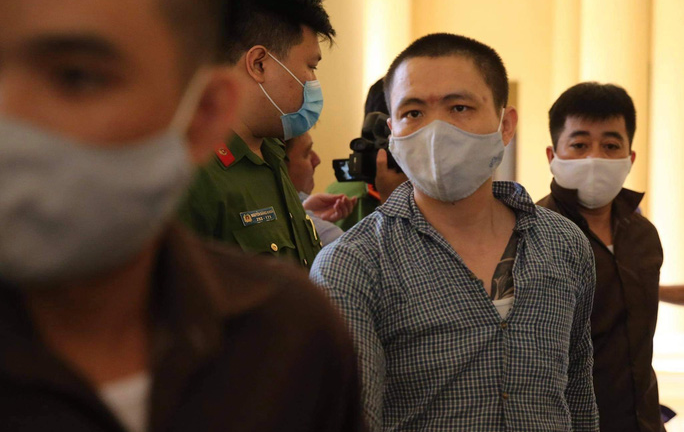 Tý 'Bà Dòm' khai gì về khẩu súng gây án của Tuấn 'Khỉ'?