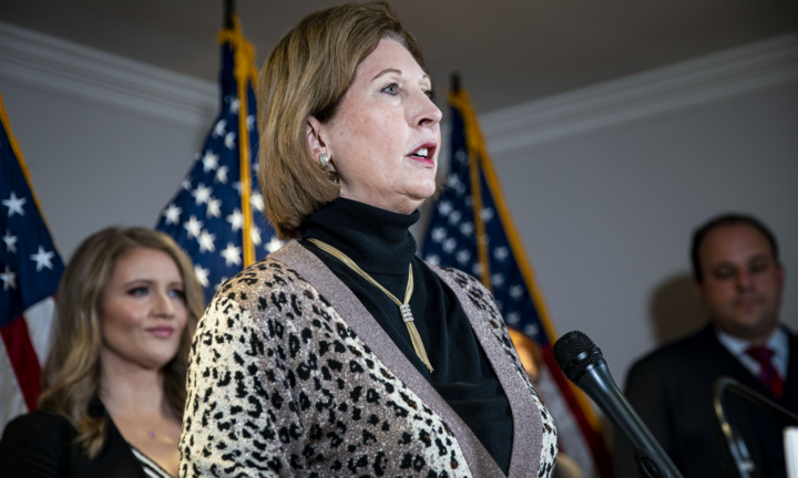 Cựu luật sư Trump khởi kiện yêu cầu Tòa án Tối cao hủy 2 chiến thắng của Biden