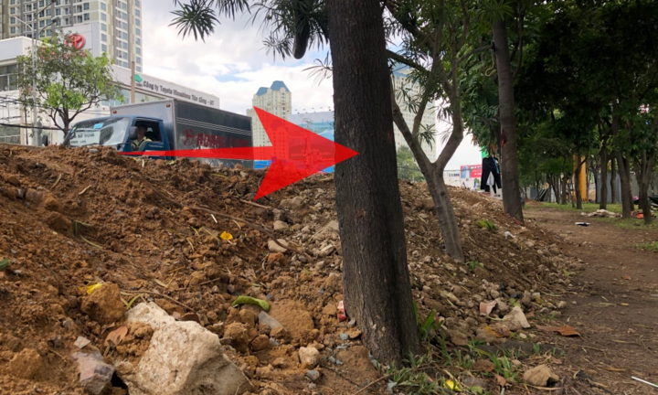 TP.HCM: Đường Nguyễn Hữu Cảnh tôn cao lên hơn 1m, dân lo sợ nước ngập vào nhà