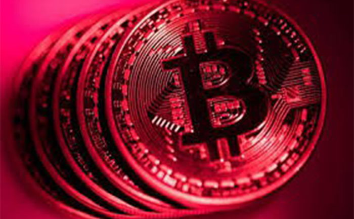 Giá Bitcoin hôm nay 24/12: Bitcoin rực cháy giữa biển lửa thị trường