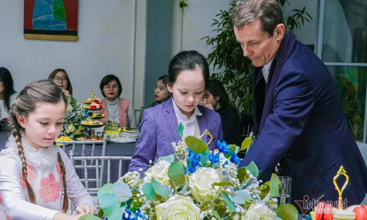 Diva Hồng Nhung: 'Chồng cũ của tôi rất tốt, yêu con'