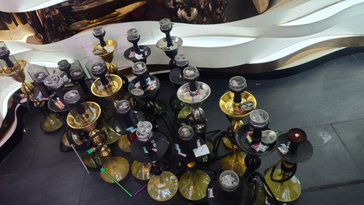 Thu giữ nhiều rượu ngoại, bình khí cười trong bar trên du thuyền ở Đà Nẵng