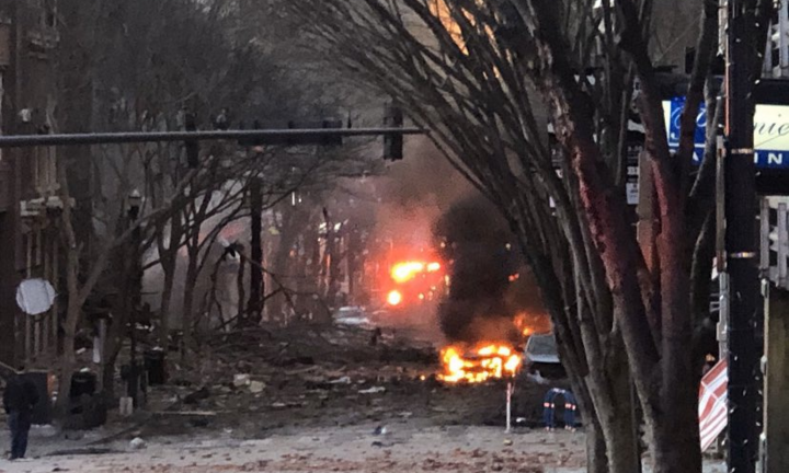 Video: Hiện trường vụ nổ khủng khiếp ở Mỹ ngày Giáng sinh