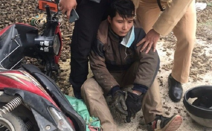 Quyết khống chế kẻ buôn ma túy, trinh sát ở Hòa Bình bị đâm văng xuống vực sâu