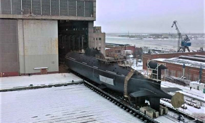 Cận cảnh màn hạ thủy tàu ngầm hạt nhân Leopard của Hạm đội Phương Bắc