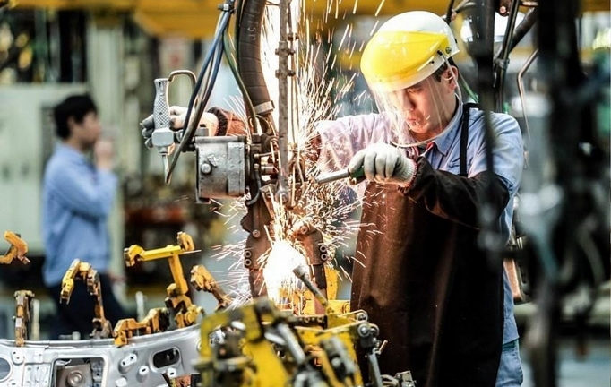 GDP quý III giảm kỷ lục 6,17%