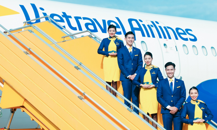 Hãng bay Vietravel trước thềm cất cánh: Cổ phiếu lao dốc, lợi nhuận suy giảm