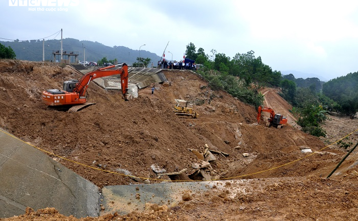 Ảnh: Hiện trường sự cố vỡ kênh tưới tiêu 4.300 tỷ đồng ở Thanh Hóa