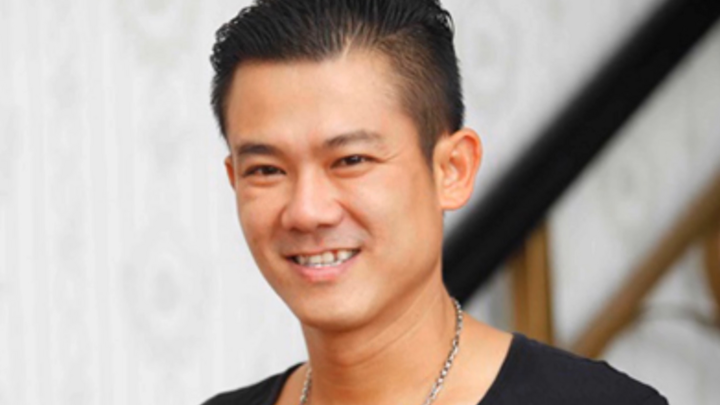 Video: Ca sĩ Vân Quang Long qua đời vì đột quỵ