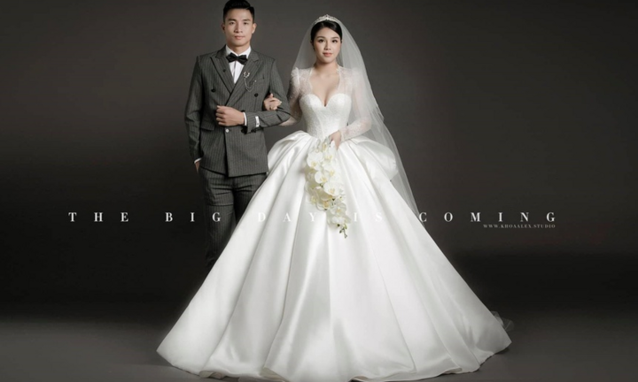 Bùi Tiến Dũng khoe ảnh cưới bên cô dâu Khánh Linh xinh đẹp