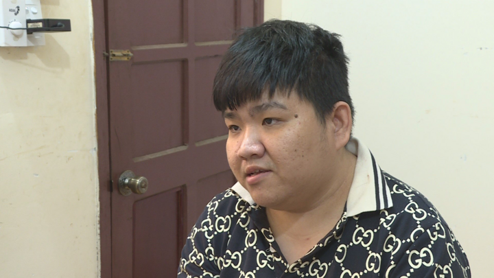 Mượn ô tô làm giả giấy tờ mang đi cầm cố rồi trốn xuống miền Tây