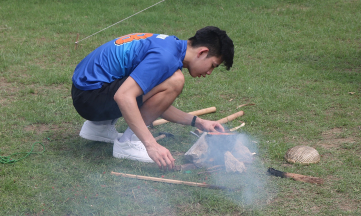 Hanoi Buffaloes vượt thử thách khó khăn, luộc trứng bằng dưa hấu
