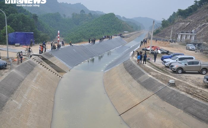 Vỡ kênh 4.300 tỷ đồng ở Thanh Hóa: Thông dòng chảy sau 7 ngày khắc phục